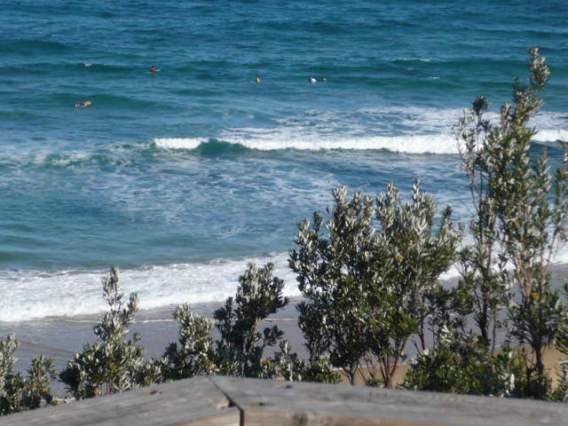 The Surf Red Bluff www.laketyersbeach.net.au